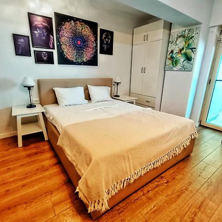 Airport High Class & Parking Apartment Iasi Exterior photo