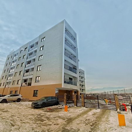 Airport High Class & Parking Apartment Iasi Exterior photo